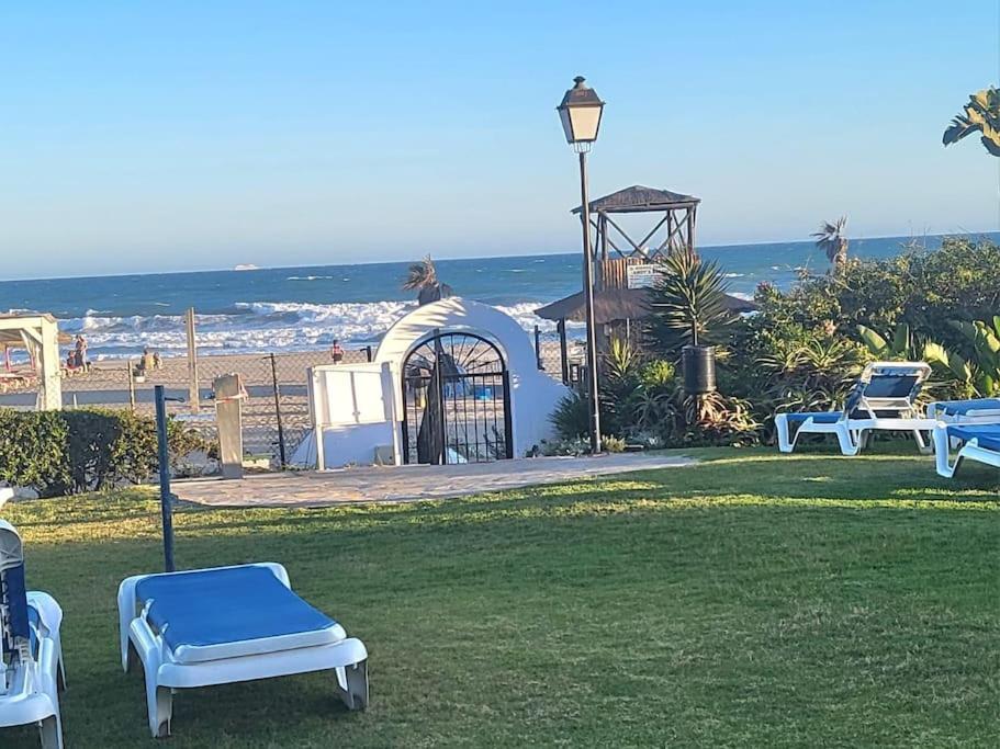 マルベーリャ Casita Junto Al Mar En El Puerto De Cabopinoヴィラ エクステリア 写真