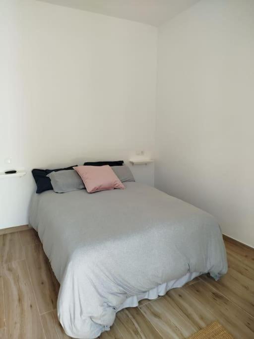 マルベーリャ Casita Junto Al Mar En El Puerto De Cabopinoヴィラ エクステリア 写真